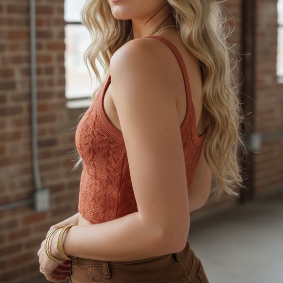 NWT Nikibiki Lace Textured Seamless Crop Tank Cropped Top Brami Bralette Chili - Picture 3 of 6